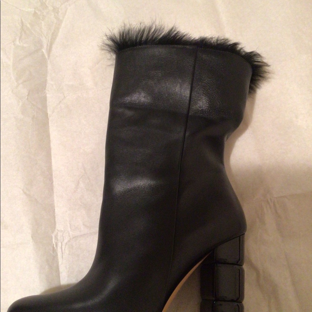 Boots - Picture 2 of 4